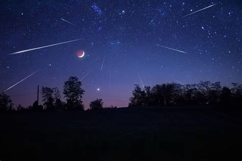 Skywatchers Leonid Meteor Shower Set To Peak This Weekend
