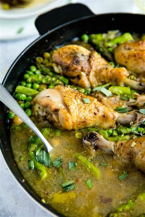 This oven baked chicken pairs well with rice and any vegetables you love. Oven Baked Chicken Drumsticks with Asparagus | Jernej Kitchen