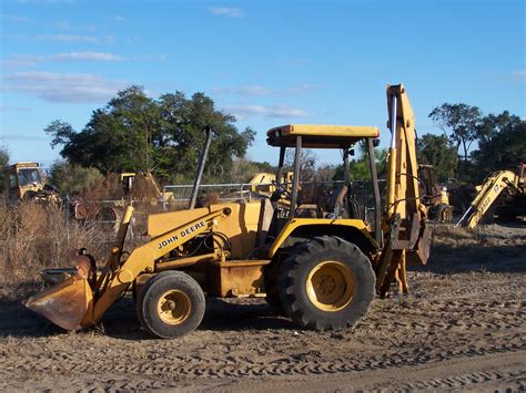 As a john deere owner you know that these tractors are regarded as the best in the business and now wonder because they have built some of the world best tractors ever seen working the fields. John Deere 410D Parts | Southern Tractor