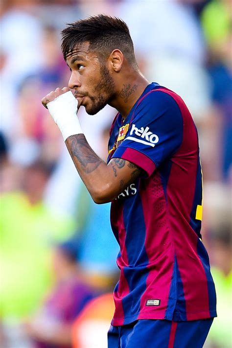 Neymar - Neymar Photos - FC Barcelona v Granada CF - La Liga - Zimbio