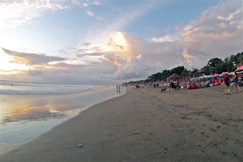 Double Six Beach In Bali Popular Resort Beach In Seminyak Go Guides