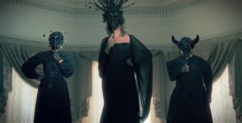Tv Time Get Your First Look At The Cast Of Ahs Coven In The New Promo