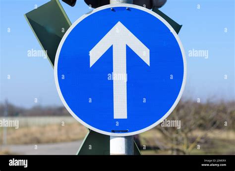 Road Sign Arrow Blue Round Stock Photos And Road Sign Arrow Blue Round
