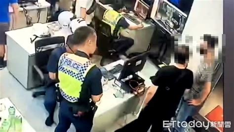 The site owner hides the web page description. 包裹藏毒…機靈外送員覺得怪秒報案! 警一條龍逮藥頭、藥腳 | ETtoday社會新聞 | ETtoday新聞雲