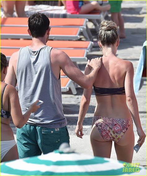 Check spelling or type a new query. Harry Potter's Matthew Lewis Hits the Beach in Italy Ahead ...