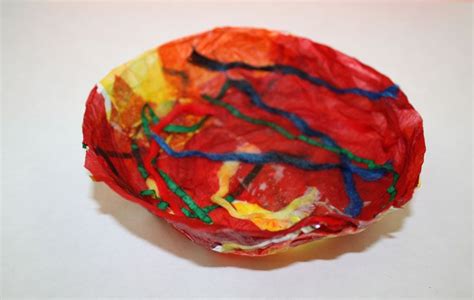 Easy Tissue Collage Bowls Elementary Art Projects 3d Art Sculpture
