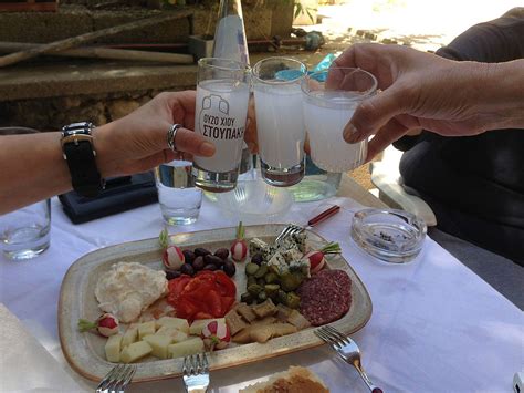 101 Traditional Greek Foods And Drinks To Try When You Visit Greece