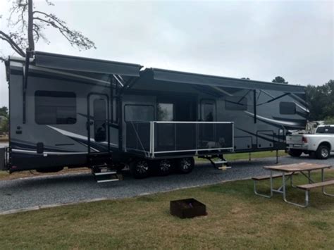 2019 Jayco Seismic 4113 Toy Haulers 5th Wheels Rv For Sale By Owner In