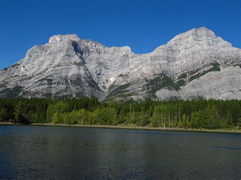 Wedge Pond And Mt Kidd Canadian Rockies Malcolm Flickr