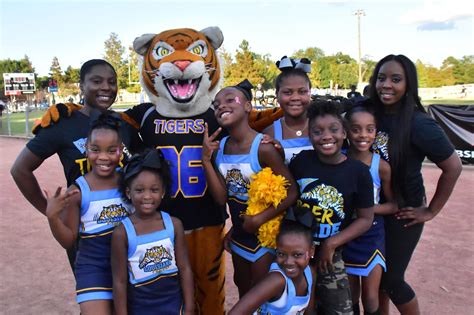 La Tigers Cheer Team Louisiana Tigers Youth Organization