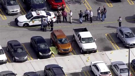 Officer injured in shooting at Miami-Dade Walmart