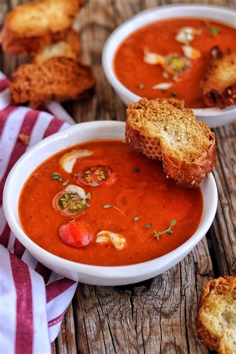 Sopa de jitomate asado clásica sin lácteos receta fácil