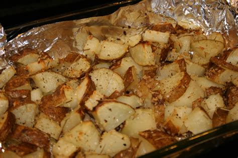 I will show how to make this easy dip for chips and veggies. What's for Dinner?: Onion Roasted Potatoes