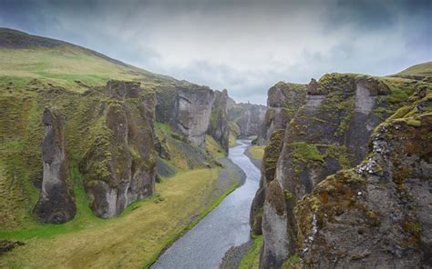 Fjadrargljufur Canyon In South Iceland With Map And Photos