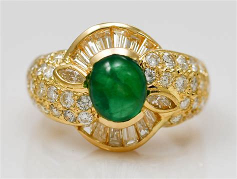 Ladies Emerald And Diamond Ring In 18k Yellow Gold Size 675 Ebay