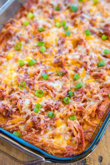 Chop pork, and asparagus, mix all ingredents together and put in casserole dish. Pulled Pork Cornbread Casserole - sweet cornbread crust topped with pulled pork, BBQ sauce… in ...
