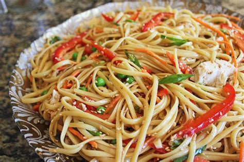 Toss with desired amount of dressing (you'll definitely have leftover dressing). Chinese Chicken and Noodle Salad | Recipe | Potluck dishes ...