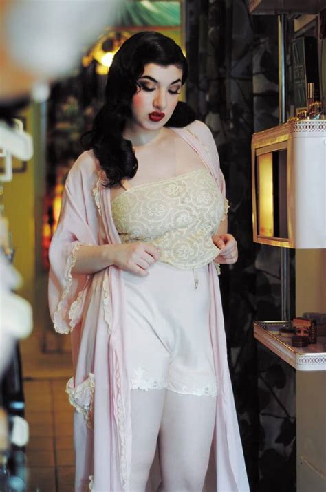 How To Build The Perfect Vintage Lingerie Collection The Lingerie Addict