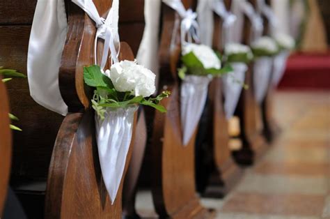 Church Pew Wedding Decorations Wedding And Bridal Inspiration