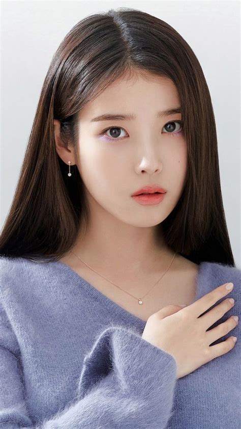 kpop iu in 2022 korean beauty girls beauty girl iu short hair
