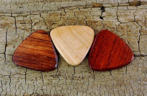 ONE 346 Pick Wooden Guitar Pick -(Choose Wood Type and Design ...