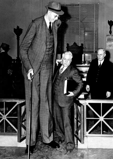 The Tallest Man In History 18 Amazing Vintage Photographs Captured