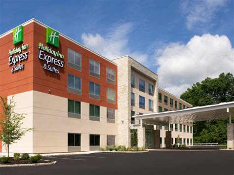Hotels In North Brunswick Nj Holiday Inn Express And Suites North
