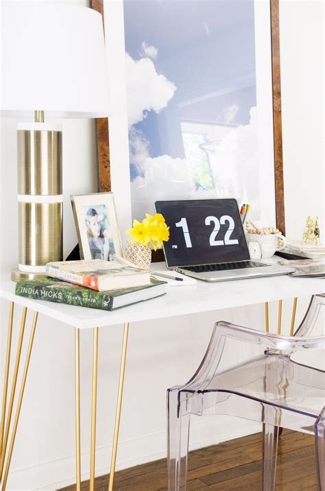 Easy to put together and take apart. DIY Desk with Gold Hairpin Legs - Thou Swell