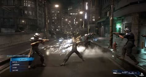 Final Fantasy Vii Remake Gameplay Screenshot Attack Equipped Weapon Ps4