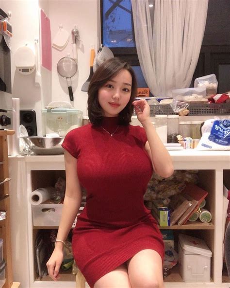 Instagram Queen Yum Https Instagram Com Girl Outfits Beautiful Asian Girls Asian Girl