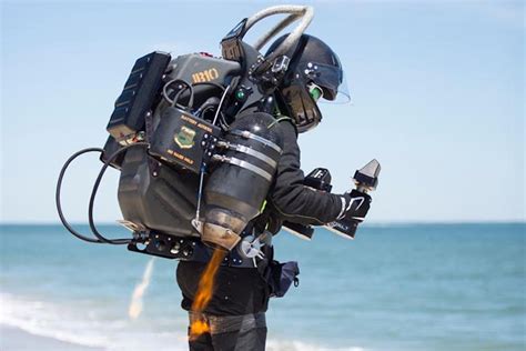 The Pentagon Is Moving Ahead With New Military Jetpack Prototypes