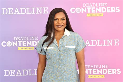 Mindy Kalings Lilac Dress Is How You Do Sexy For Spring Glamour