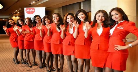 Asyik Pramugari Cantik Air Asia Kembali Mengudara Di Indonesia Okezone Travel