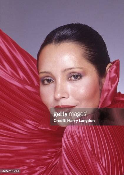 Actress Barbara Carrera Poses For A Portrait In 1981 In Los Angeles