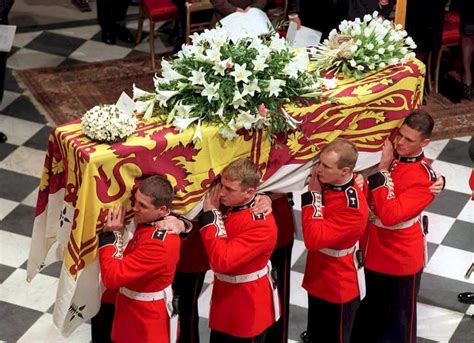 Princess Dianas Coffin Was Carried Inside Westminster Abbey By Welsh