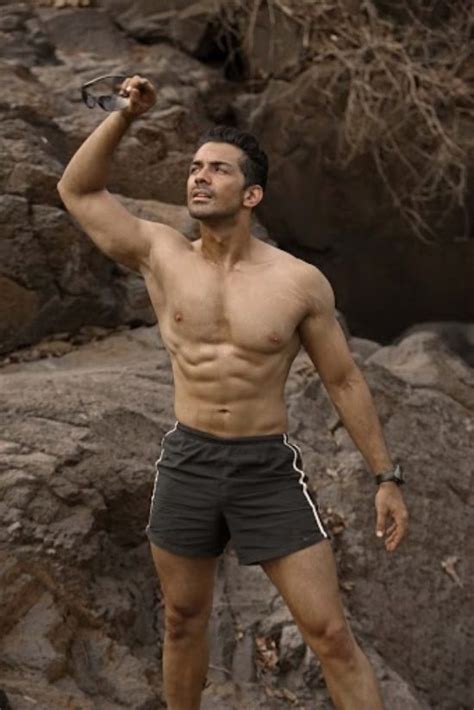 Abhinav got upset with her for revealing this on national television but made peace with it. TV actor Abhinav Shukla all set to make his Bollywood debut - Photos - Bollywood Garam