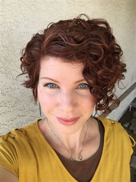 54 Awesome Short Curly Hairstyles for Women over 50 ...