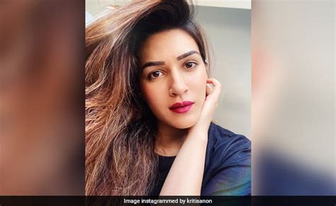 Kriti Sanons Epic Reply To Kartik Aaryans Question Will Leave You In