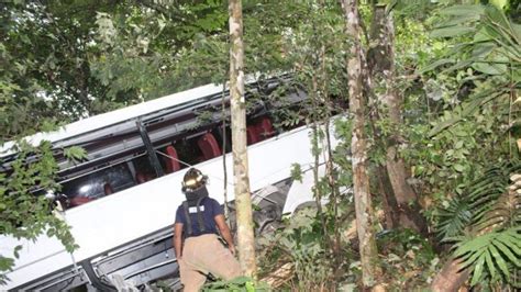 Bus De La Policía Se Accidenta En Los Volteaderos De Coclé Hay Más De 20 Heridos