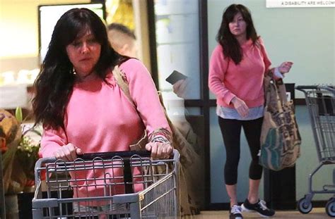 Makeup Free Shannen Doherty Spotted Shopping Amid Breast Cancer Disagnosis