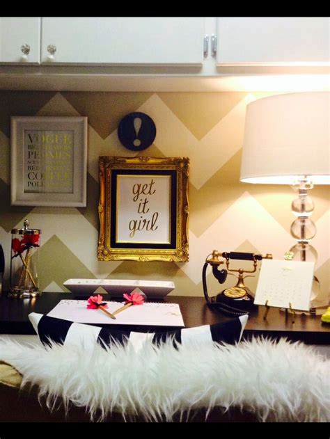 Here's an easy diy you can try if you. 20 Cubicle Decor Ideas to Make Your Office Style Work as ...