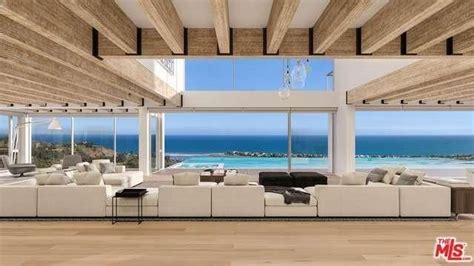 New Malibu Castle Rises From The Ashes As A Phenomenal Phoenix