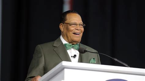 Louis Farrakhan speaks at Nation of Islam convention in Detroit