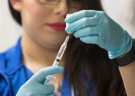 CDC votes on age expansion for HPV vaccine - TMC News
