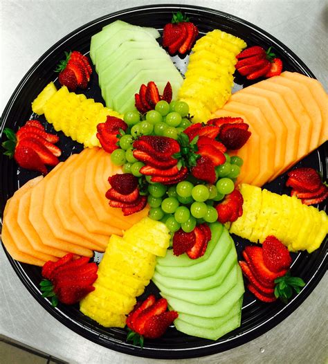Fruit Platter 🍍🍈 Fruit Platter Designs Fruit Platter Fruit Buffet