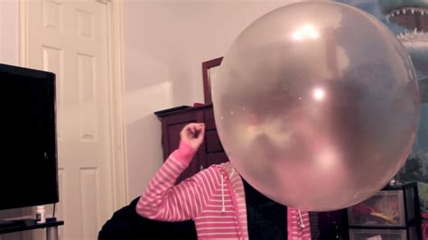 Giant Bubblegum Bubble