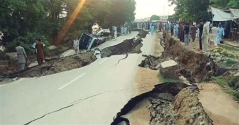 Pakistan Earthquake Pakistan Earthquake Death Toll Rises To 37 Road