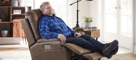 8 Best Big Man Recliners Fall 2023 Which One To Buy