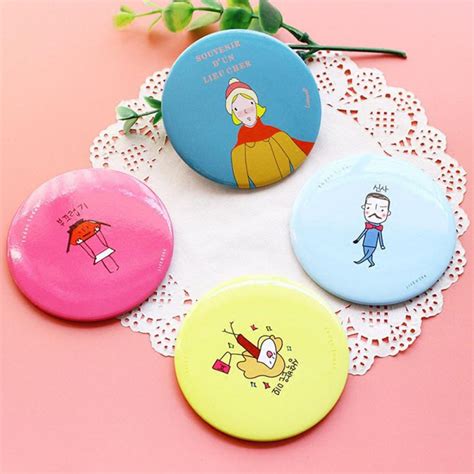 1pc Fashion Lady Portable Makeup Mirror Cartoon Pattern Compact Pocket Cosmetic Mirror Mini Cute