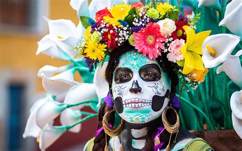 Tradiciones Del Día De Muertos En México